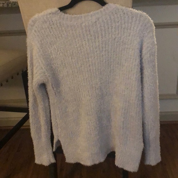 Ellen Tracy sweater never worn - Picture 2 of 3
